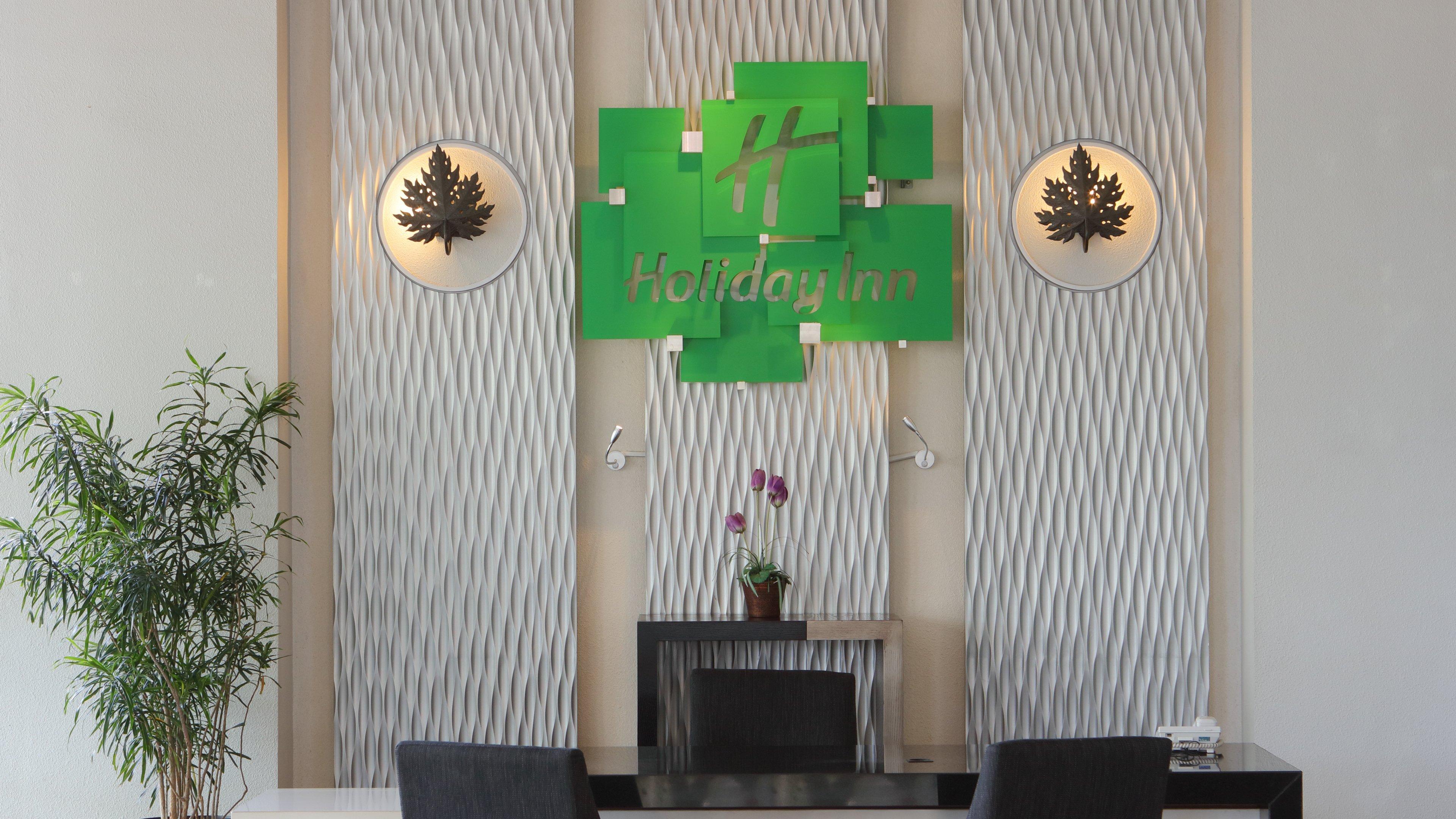 Holiday Inn Bandung Pasteur By Ihg Exterior photo