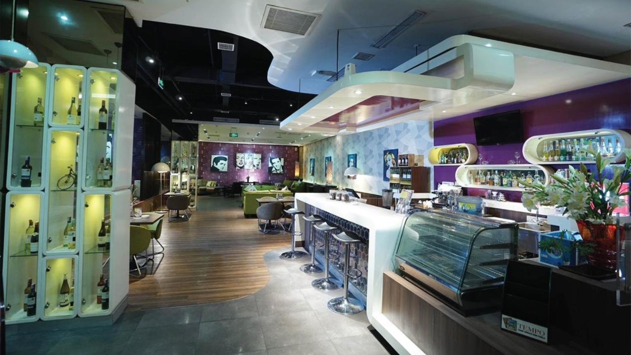 Holiday Inn Bandung Pasteur By Ihg Exterior photo